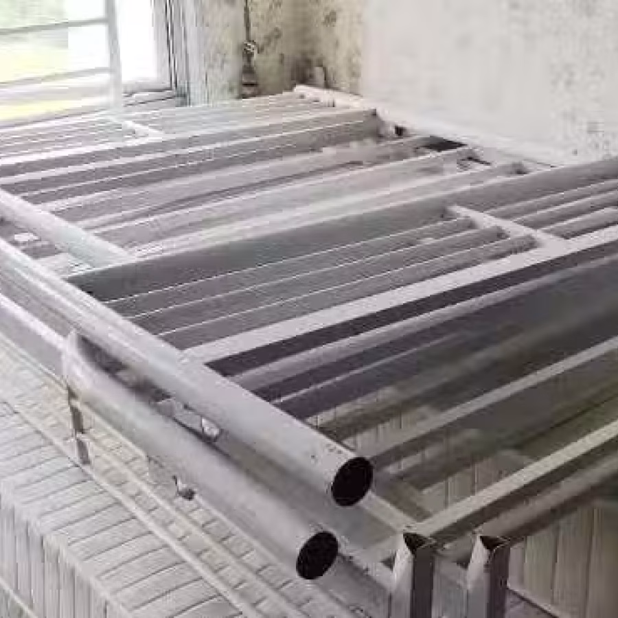 超结实铁制上下铺床（含加厚床垫） 图片 3