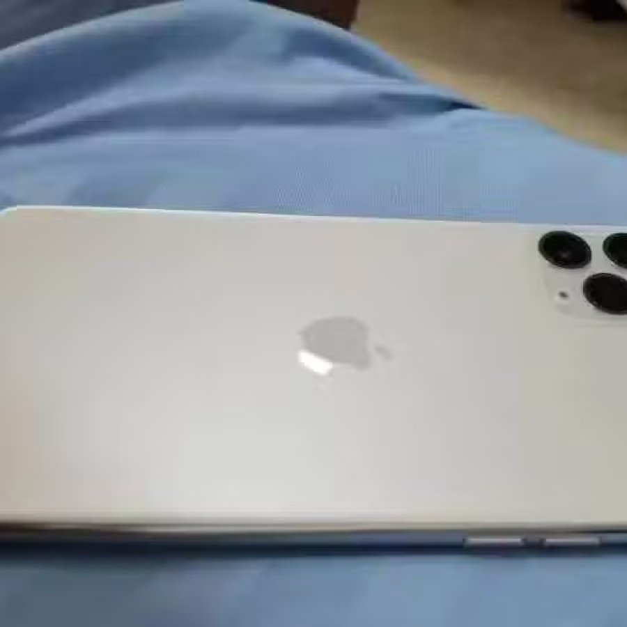 iPhone11 pro max 256G    白色 图片 2