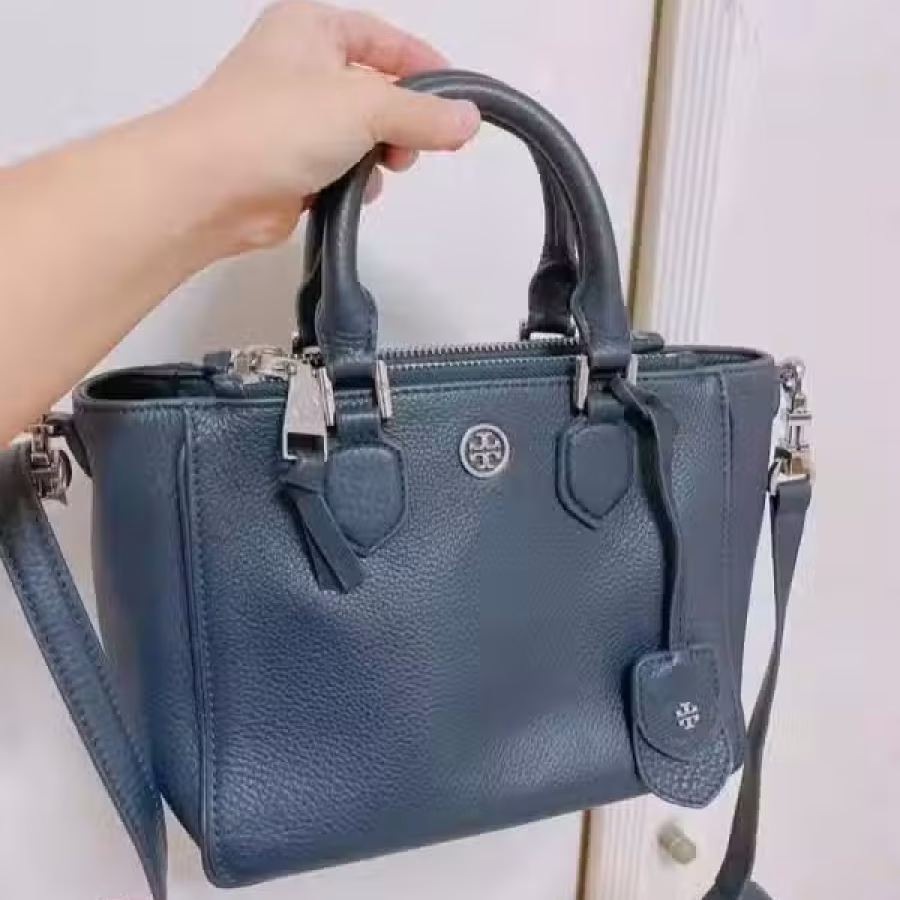 女包一个。 图片 1