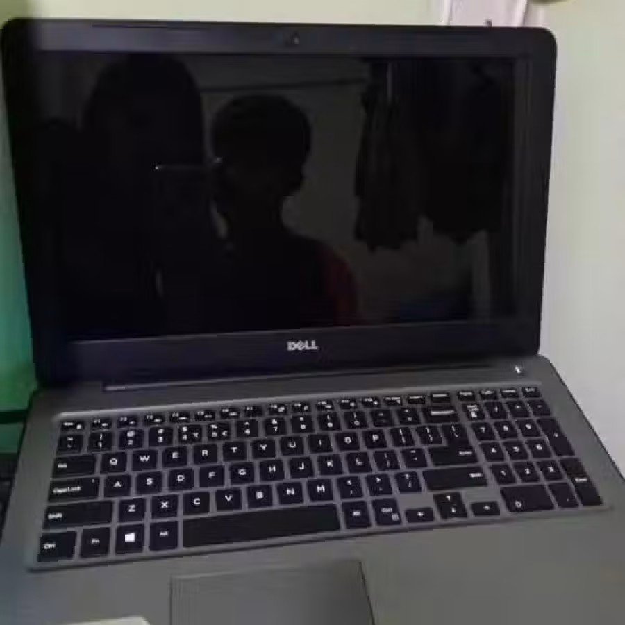 DELL Laptop 图片 1