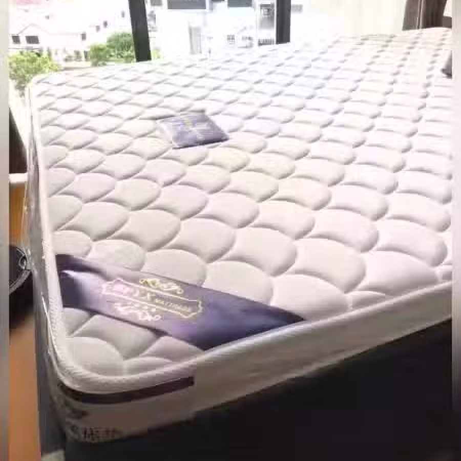 出售一个9成新床垫 图片 2