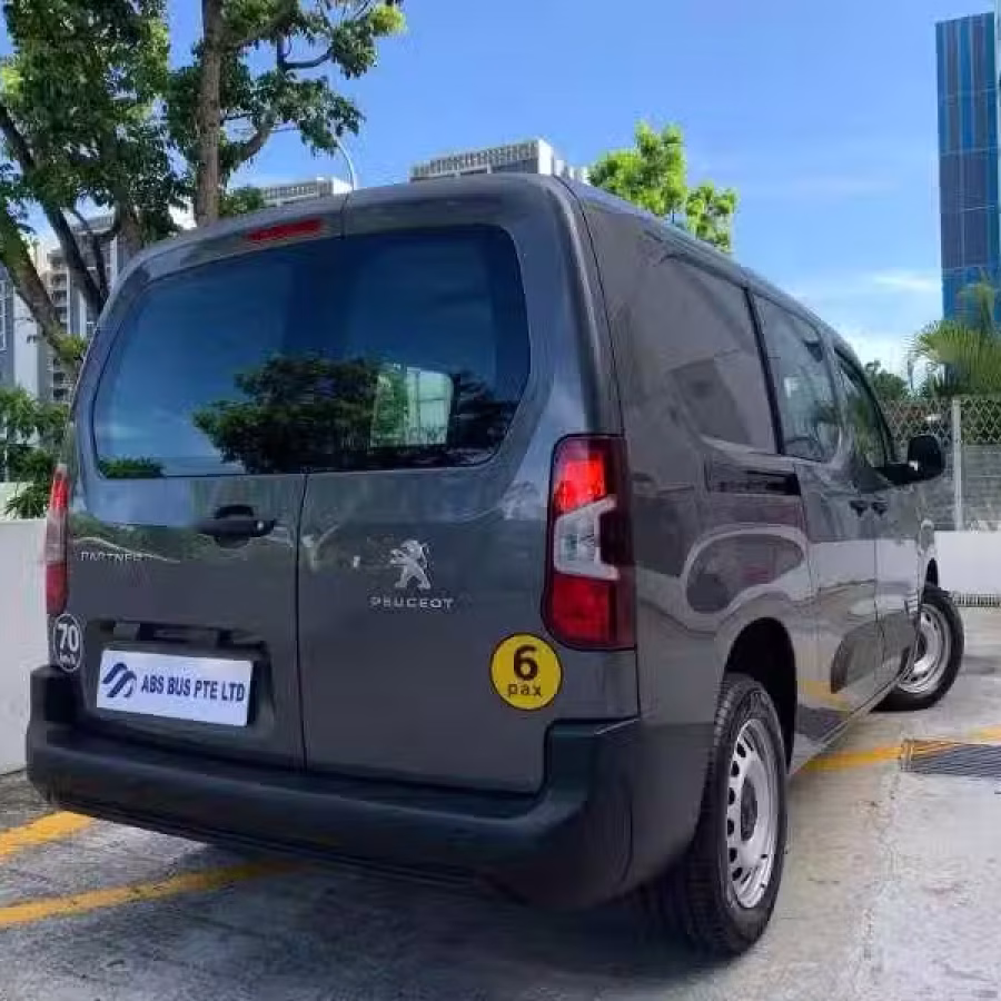 全新 Peugeot Partner 自动档 柴油 货车  图片 4