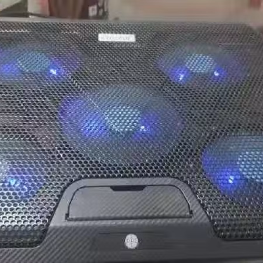 Acer Predator Helios 300 图片 5