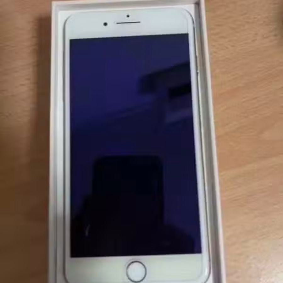 iPhone 8plus 女生一手机全套配件完好，九成新 图片 5