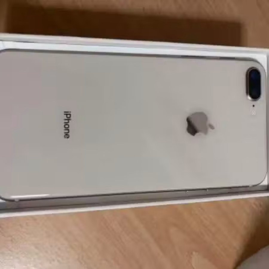 iPhone 8plus 女生一手机全套配件完好，九成新 图片 6