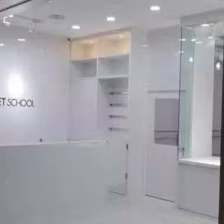 SG装修设计，店铺/办公室装修、翻新,布线， 加/拆隔间，粉刷，木工，家具， 图片 9