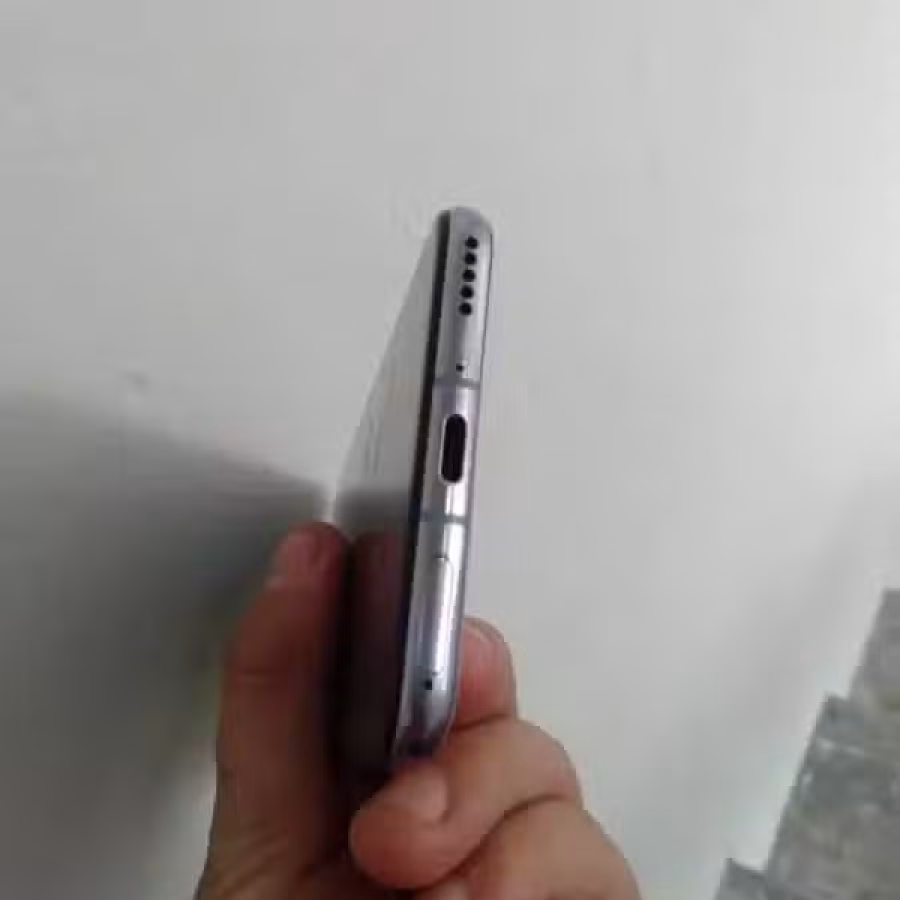 出一个华为nova7 8+256 5G手机 图片 3